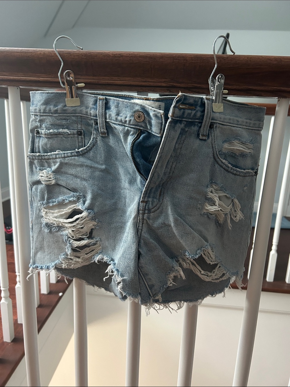 Abercrombie & Fitch Mid Rise Boyfriend Shorts Size 4